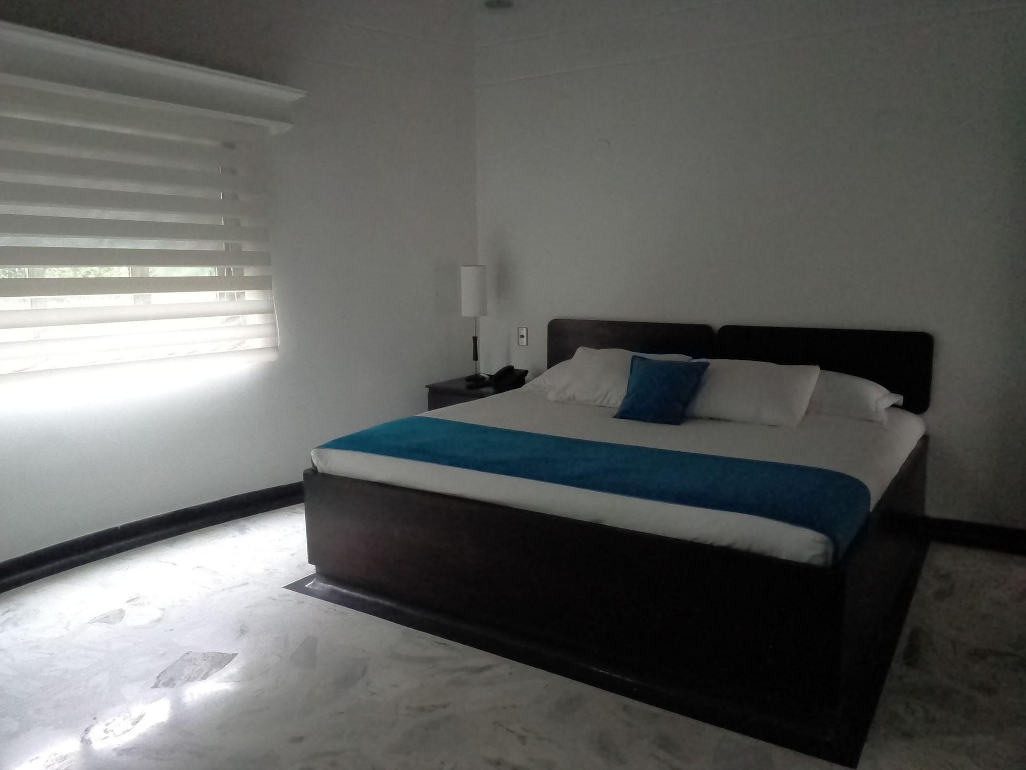 Hotel Calasanz Real Medellín Buitenkant foto