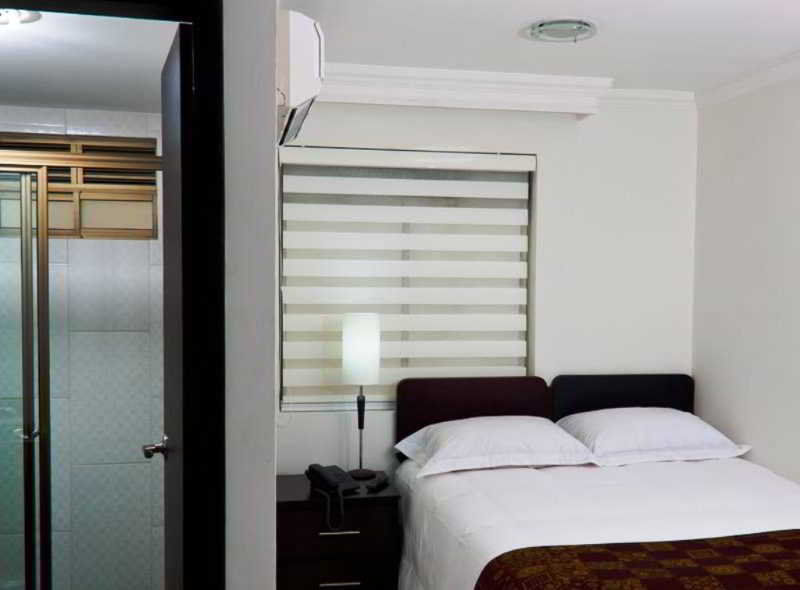 Hotel Calasanz Real Medellín Buitenkant foto
